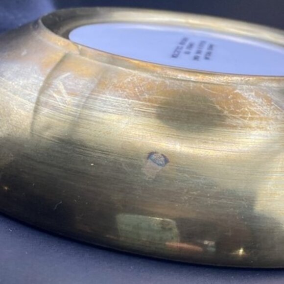 Vtg Horchow Collection Japanese Porcelain Brass Plate Bowl Smoking Scene 7.5" - Picture 5 of 8